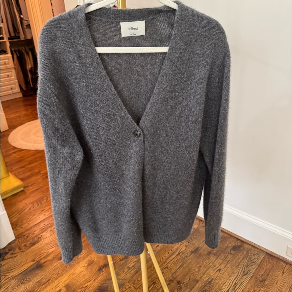 Wilfred Gray V-Neck Button Cardigan